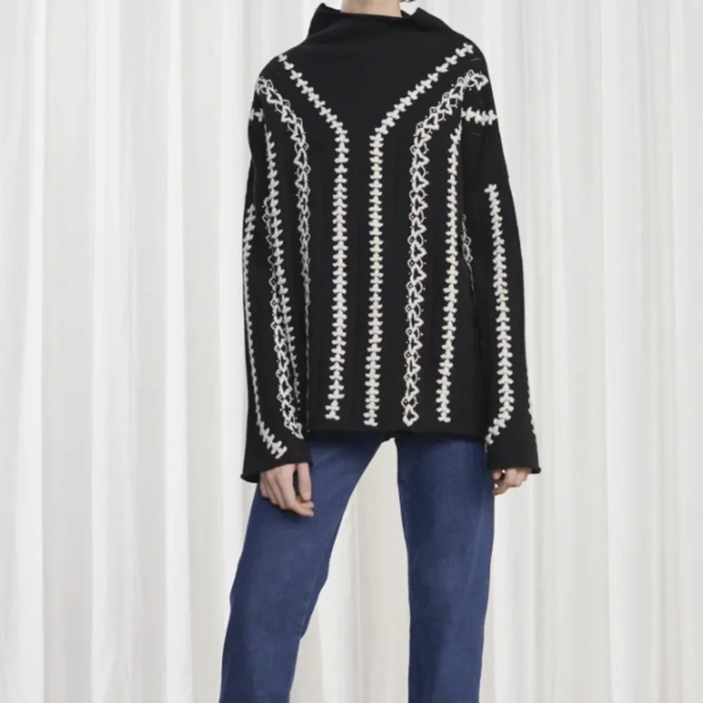 Wool Sweater - Picture 10 of 10
